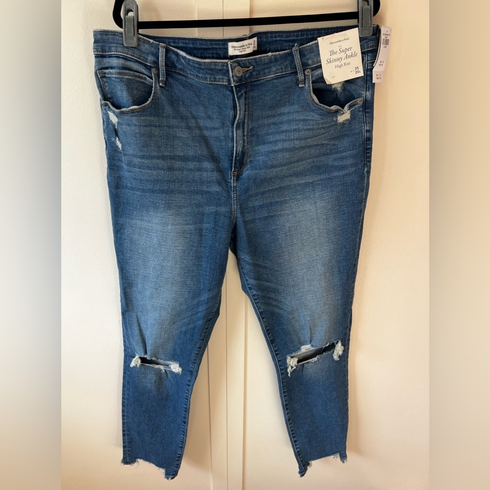 Abercrombie & Fitch NWT‎ Women’s Super Skinny Ankle High Rise Jeans Size 20 Long